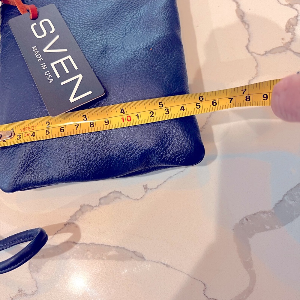 Sven iphone purse in luxury soft leather royal blue - Picture 6 of 7